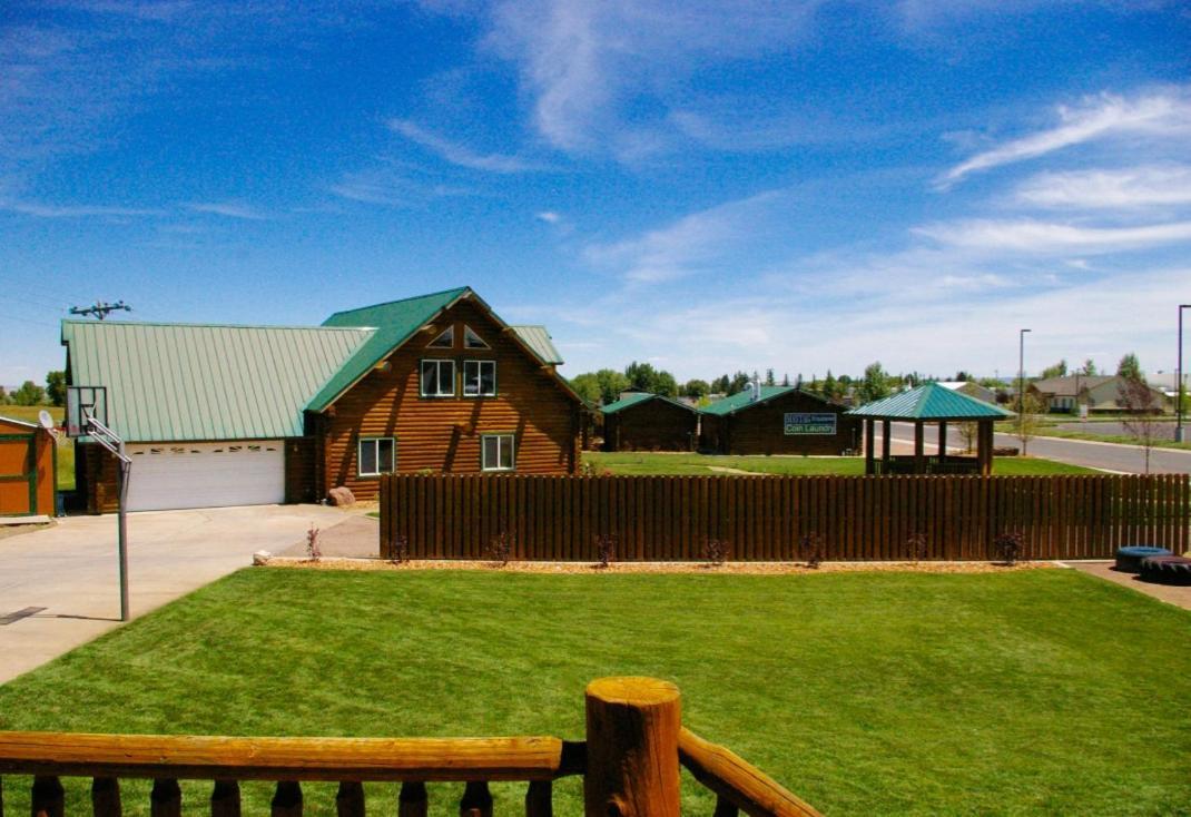 Country Cabins Inn Lyman Exterior foto
